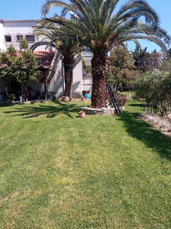 Sofia'S Garden Leilighet Néa Péramos Eksteriør bilde